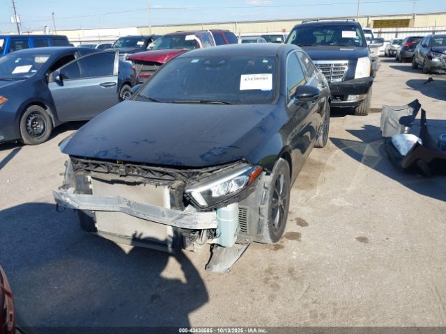 2019 MERCEDES-BENZ A 220 WDD3G4EB8KW027799 Photo 5