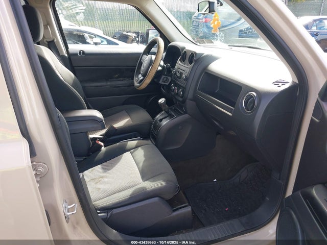 1C4NJRBB4HD133354 Jeep Patriot Sport 4x4