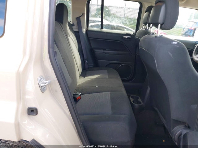 1C4NJRBB4HD133354 Jeep Patriot Sport 4x4