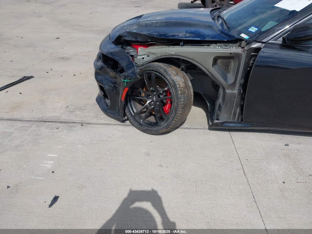 2C3CDXGJ9LH166238 Dodge Charger Scat Pack Widebody Rwd