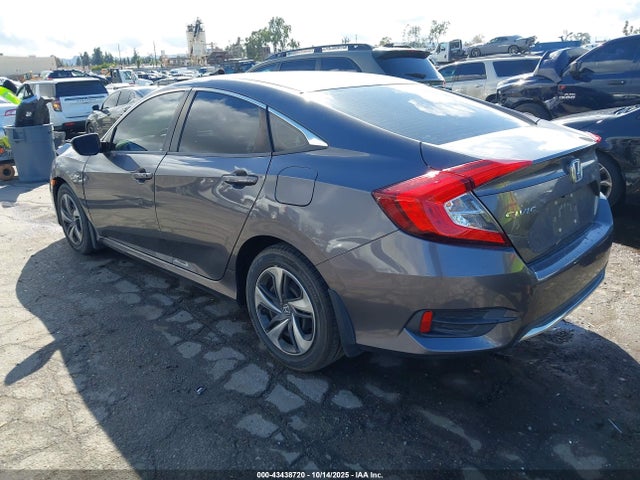 2019 HONDA CIVIC 2HGFC2F66KH566611 Photo 2