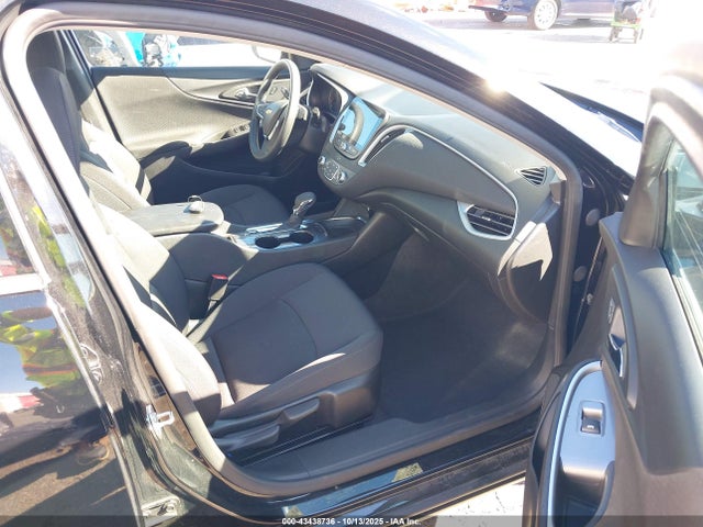 1G1ZD5STXSF118646 Chevrolet lfv