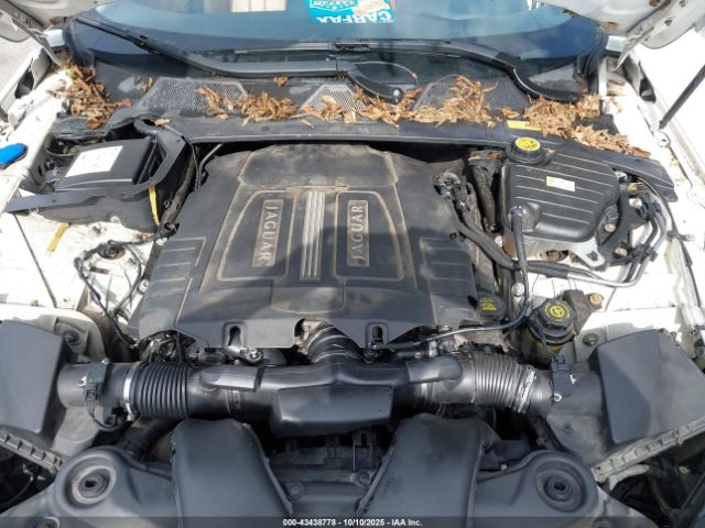 2011 JAGUAR XJ SAJWA2GB9BLV01675 Photo 9