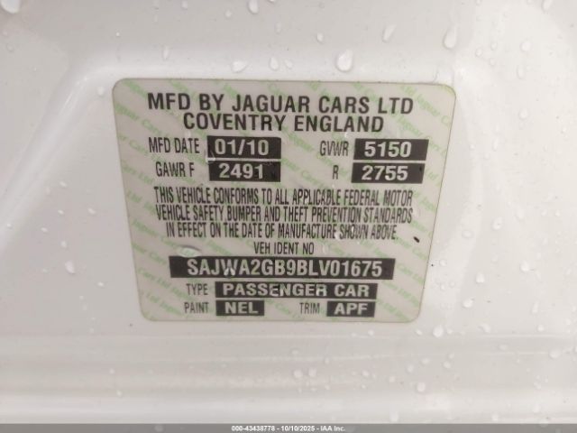 2011 JAGUAR XJ SAJWA2GB9BLV01675 Photo 8