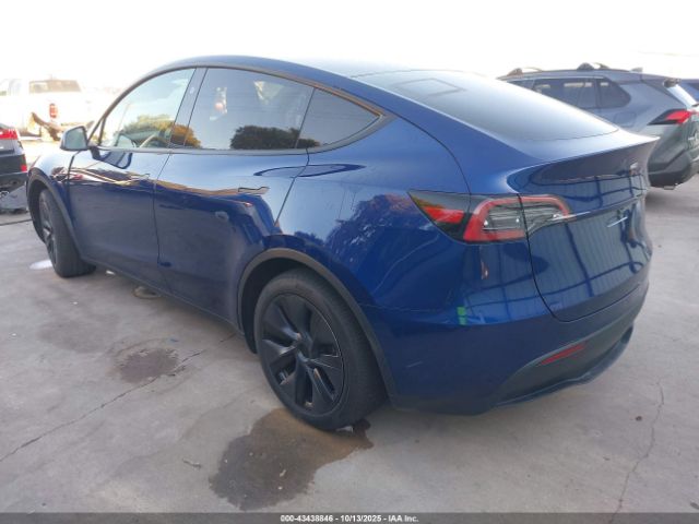2025 TESLA MODEL Y 7SAYGDED4SA358479 Photo 2