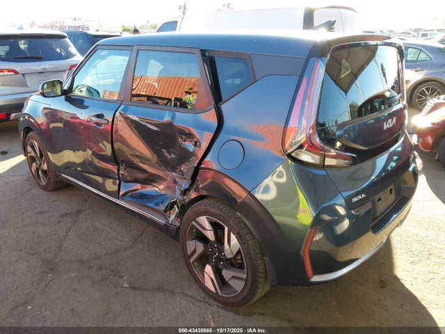 KNDJ53AU9P7194568 KIA Soul Gt-line