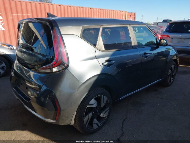 KNDJ53AU9P7194568 KIA Soul Gt-line