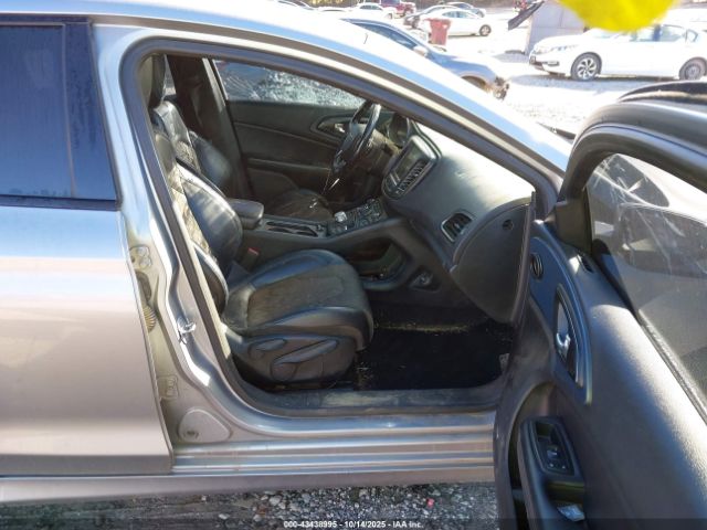 2015 CHRYSLER 200 1C3CCCBG8FN654888 Photo 4