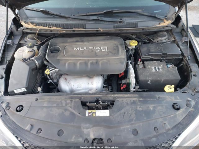 2016 CHRYSLER 200 1C3CCCAB3GN146304 Photo 9