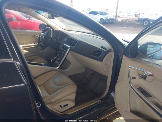 2014 VOLVO S60 YV1612FS9E1298409 Photo 4