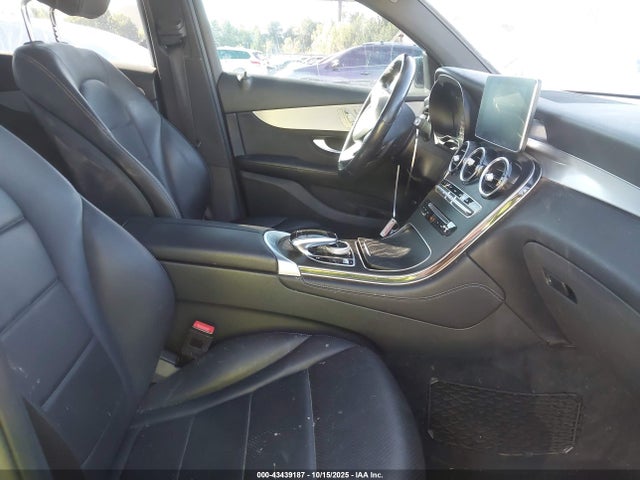 Auction sale of the 2019 Mercedes-benz Glc 300 Coupe 4matic, vin: WDC0J4KB1KF584406, lot number: 43439187