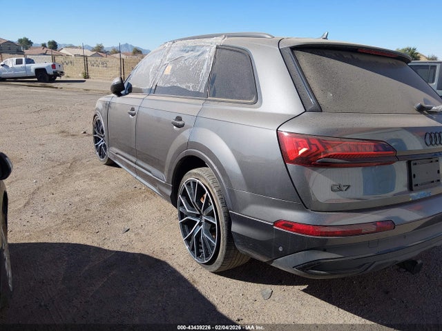 2021 AUDI Q7 WA1VXAF77MD010576 Photo 2