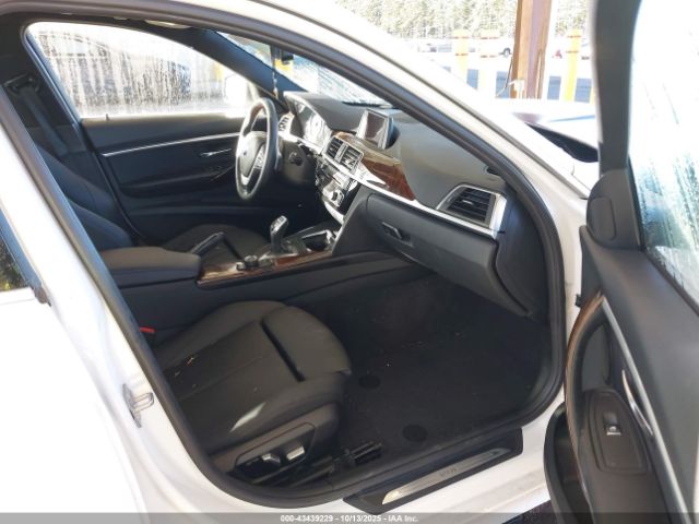 2017 BMW 330I WBA8B9G55HNU49673 Photo 4