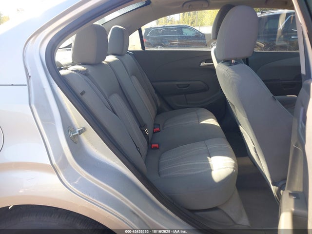 1G1JD5SB6L4125742 Chevrolet Sonic Fwd Lt