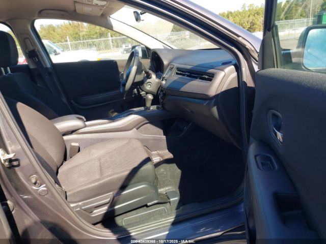 2017 HONDA HR-V 3CZRU5H35HM717083 Photo 4