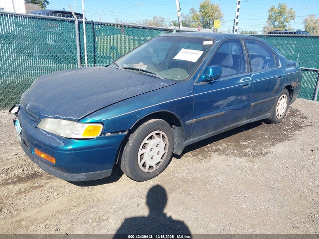 1994 HONDA ACCORD 1HGCD5546RA062022 Photo 1