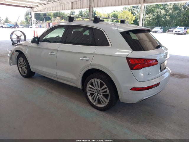 2019 AUDI Q5 WA1BNAFY9K2091204 Photo 2