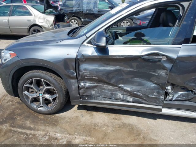 2016 BMW X1 WBXHT3C36G5E53267 Photo 5