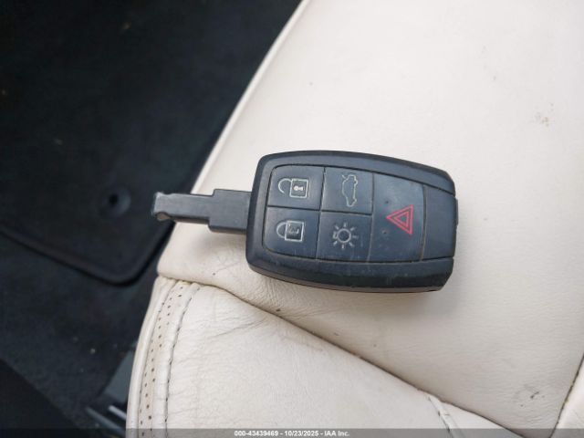 2013 VOLVO C70 YV1672MC7DJ142684 Photo 10