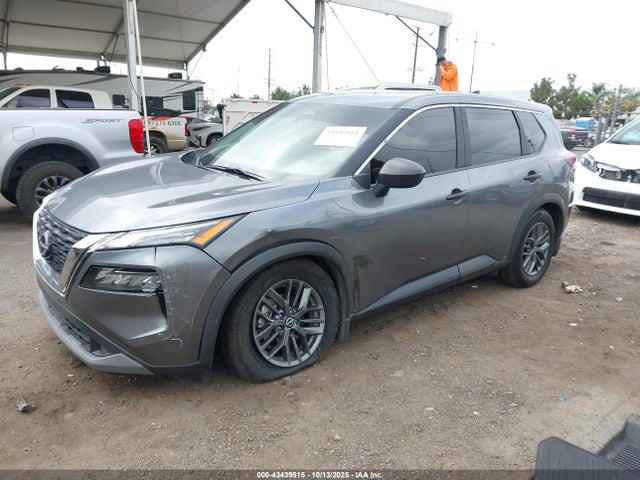 5N1BT3AA7PC920625 Nissan Rogue S Fwd