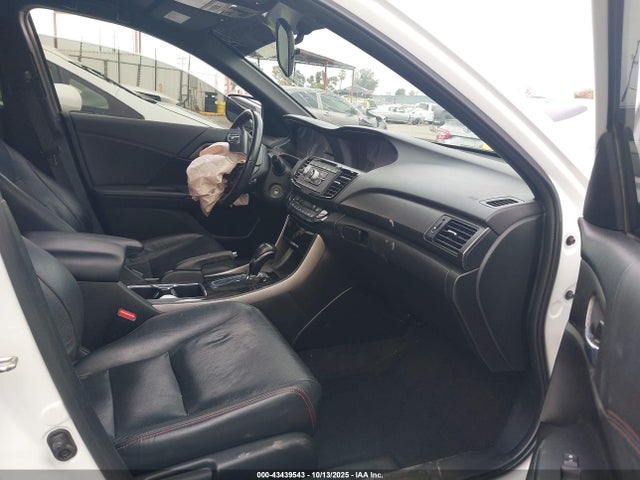 1HGCR2F10HA142791 Honda Accord Sport Se