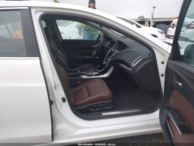 2017 ACURA TLX 19UUB1F37HA001138 Photo 4