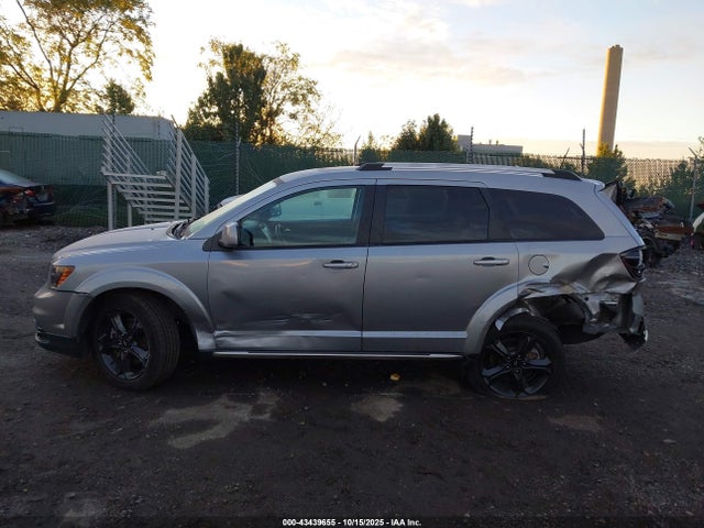 3C4PDCGB5LT267475 Dodge Journey Crossroad