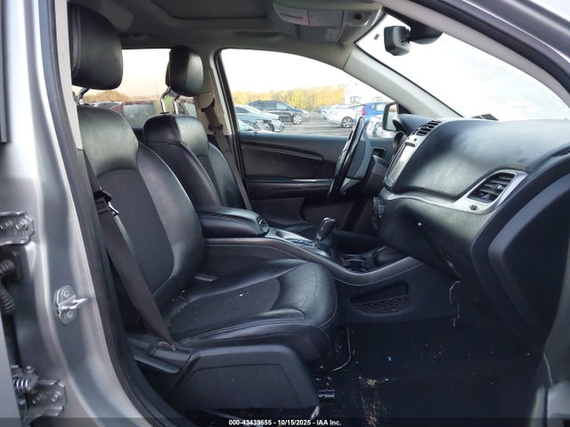 3C4PDCGB5LT267475 Dodge Journey Crossroad