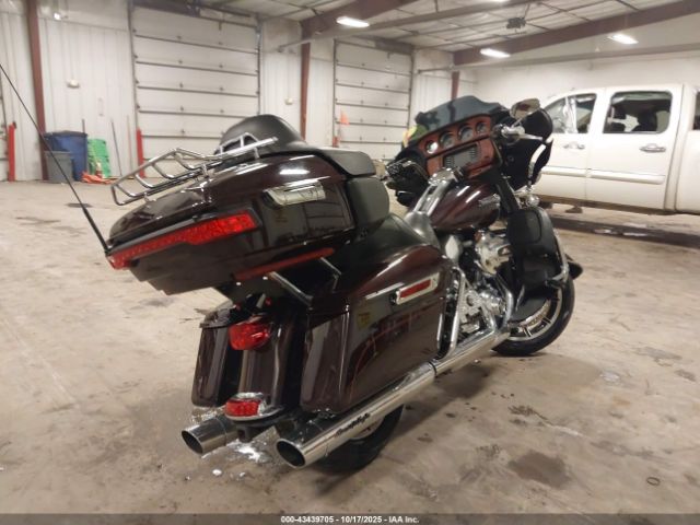 2014 HARLEY-DAVIDSON FLHTCU 1HD1FCM1XEB618587 Photo 3
