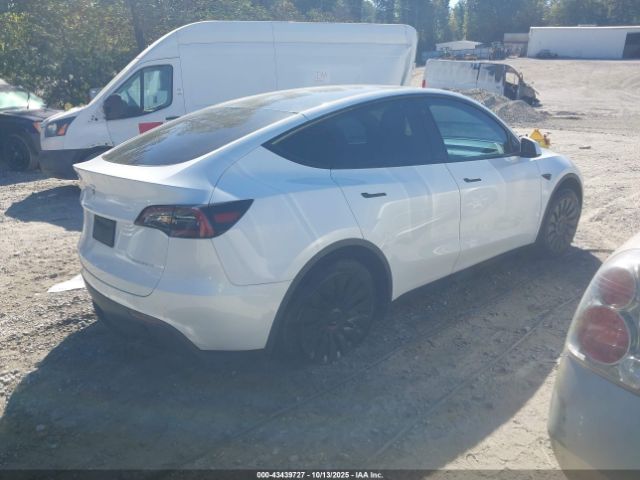 2022 TESLA MODEL Y 7SAYGDEE5NF321358 Photo 3