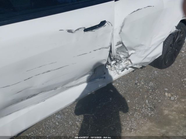 2022 TESLA MODEL Y 7SAYGDEE5NF321358 Photo 5