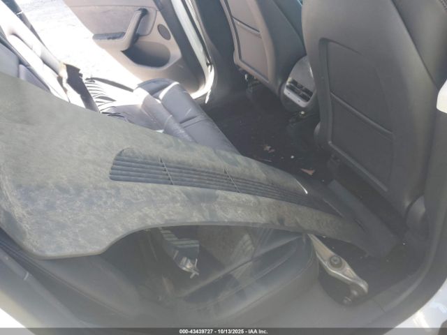 2022 TESLA MODEL Y 7SAYGDEE5NF321358 Photo 7