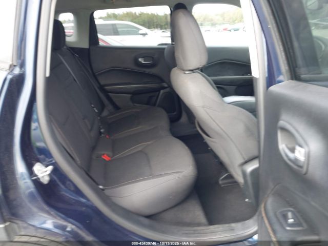 2019 JEEP COMPASS 3C4NJCAB9KT637088 Photo 7