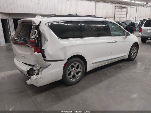 2022 CHRYSLER PACIFICA 2C4RC1GG1NR180870 Photo 3