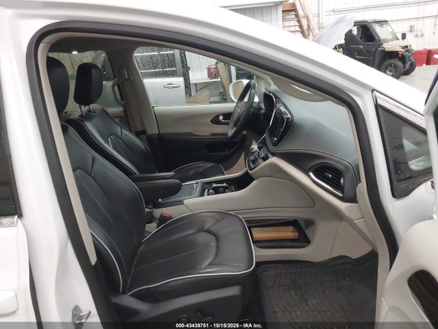 2022 CHRYSLER PACIFICA 2C4RC1GG1NR180870 Photo 4