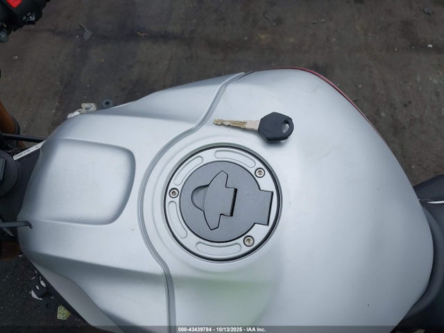 MH3RH18Y1LK003158 Yamaha 2020