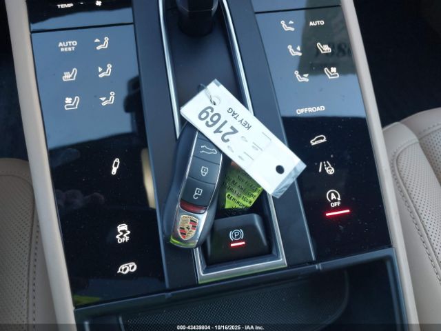 2024 PORSCHE MACAN WP1AA2A54RLB14794 Photo 10