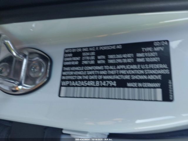 2024 PORSCHE MACAN WP1AA2A54RLB14794 Photo 8