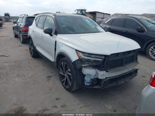 2019 VOLVO XC40 YV4AC2HM4K2113680