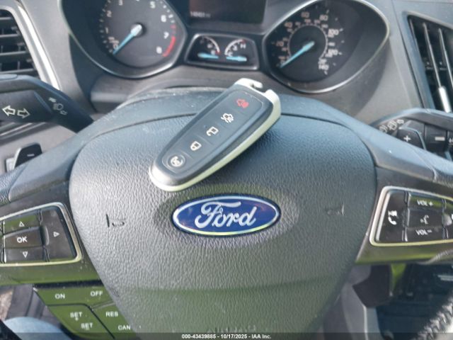 2017 FORD ESCAPE 1FMCU9J9XHUB10430 Photo 10