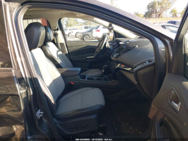 2017 FORD ESCAPE 1FMCU9J9XHUB10430 Photo 4