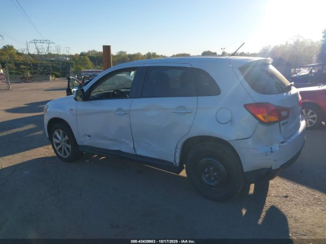 2013 MITSUBISHI OUTLANDER SPORT 4A4AP3AU5DE010298 Photo 2