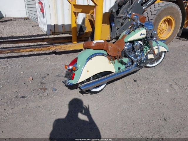 2016 INDIAN MOTORCYCLE CO. CHIEF 56KCCVAA1G3330774 Photo 3