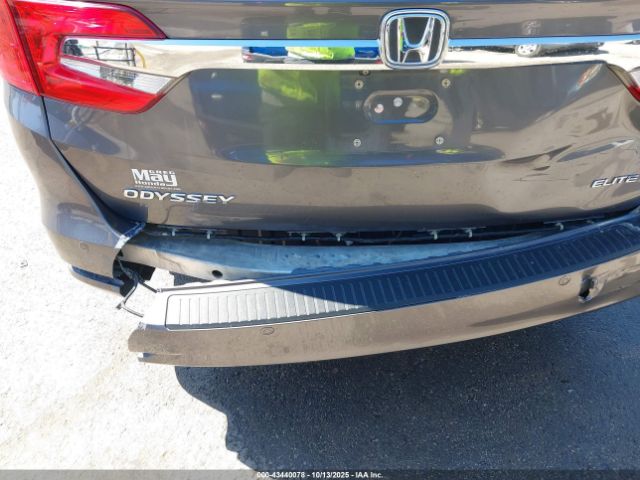 2018 HONDA ODYSSEY 5FNRL6H90JB028565 Photo 5