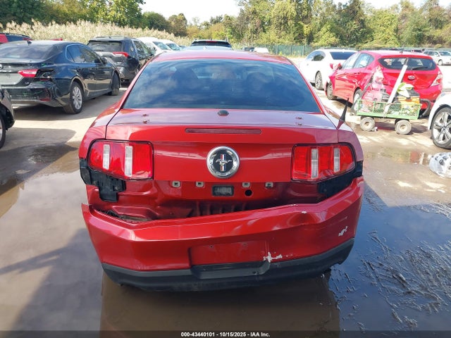 Продажа на аукционе авто 2011 Ford Mustang V6 Premium, vin: 1ZVBP8AM0B5135874, номер лота: 43440101