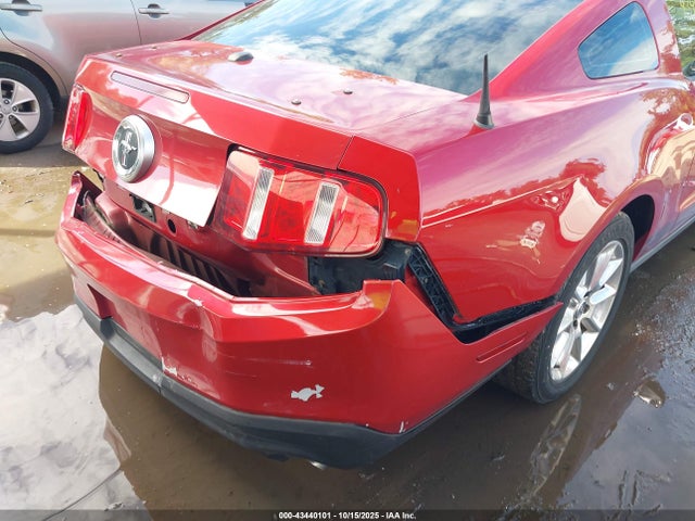 Продажа на аукционе авто 2011 Ford Mustang V6 Premium, vin: 1ZVBP8AM0B5135874, номер лота: 43440101
