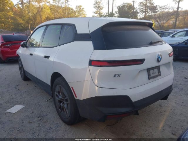 2023 BMW IX WB523CF02PCM04978 Photo 2