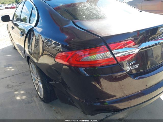 2015 JAGUAR XF SAJWA0FS6FPU46459 Photo 5