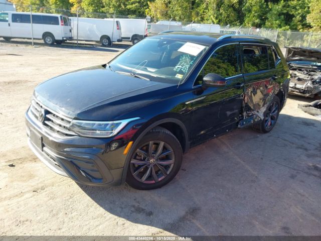 2023 VOLKSWAGEN TIGUAN 3VV3B7AX1PM141986 Photo 1