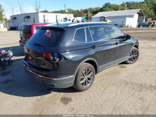 2023 VOLKSWAGEN TIGUAN 3VV3B7AX1PM141986 Photo 3
